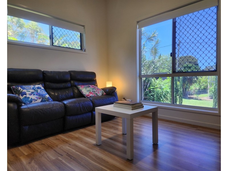 38 Blue Waters Crescent, Macleay Island QLD 4184