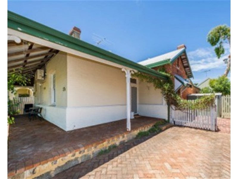 37A Forrest Street, Fremantle WA 6160