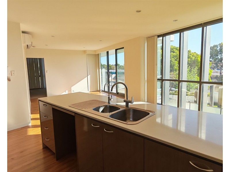 66/3 Homelea  Court, Rivervale WA 6103