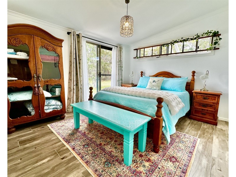 758 Spring Creek Road, Amiens QLD 4380