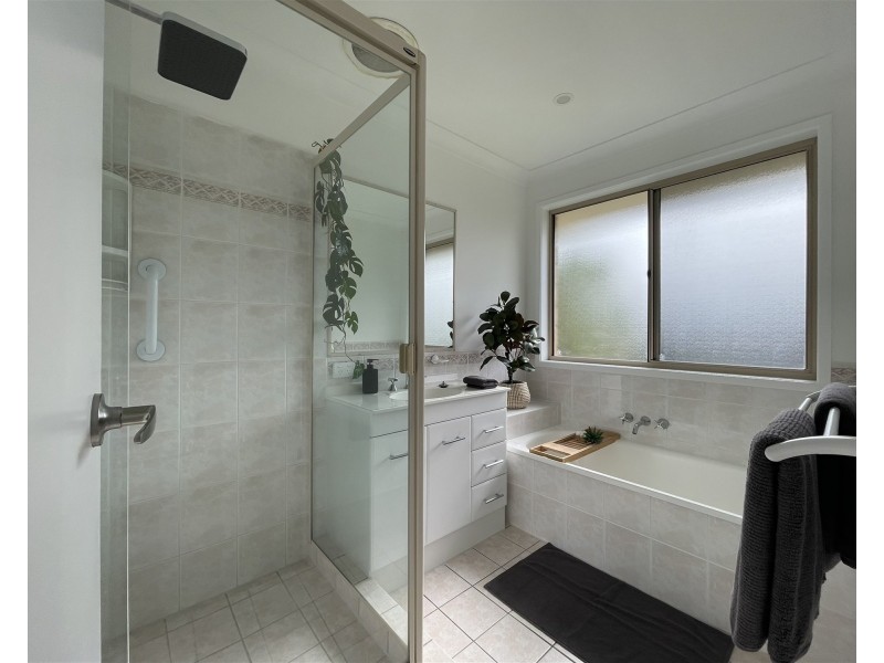 27-29 Lyndhurst Terrace, Caboolture QLD 4510