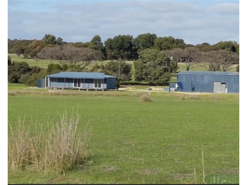 142 Florance Road, Haines SA 5223