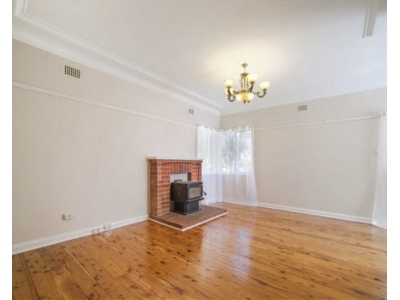 11a Murray Farm Rd, Carlingford NSW 2118