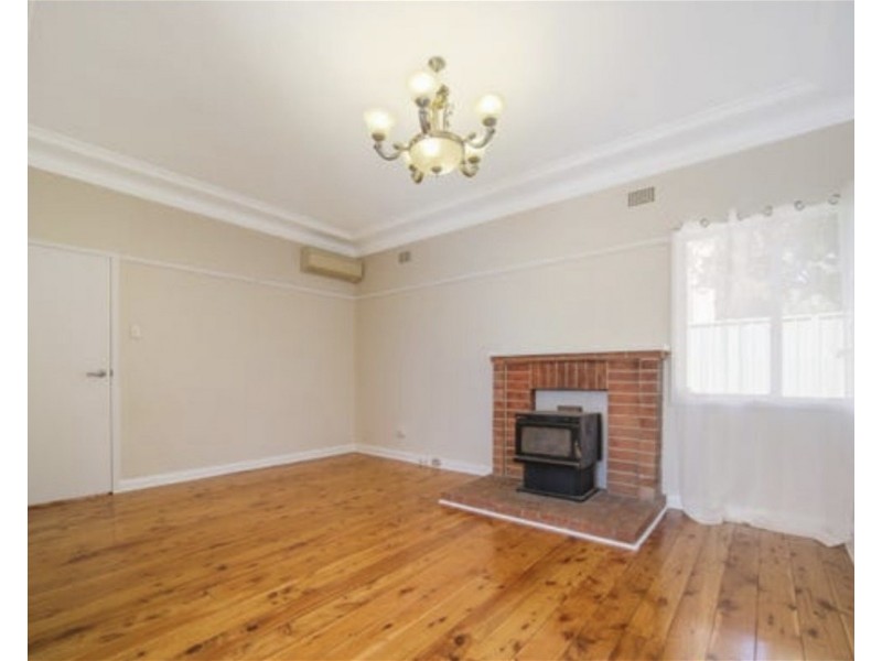 11a Murray Farm Rd, Carlingford NSW 2118