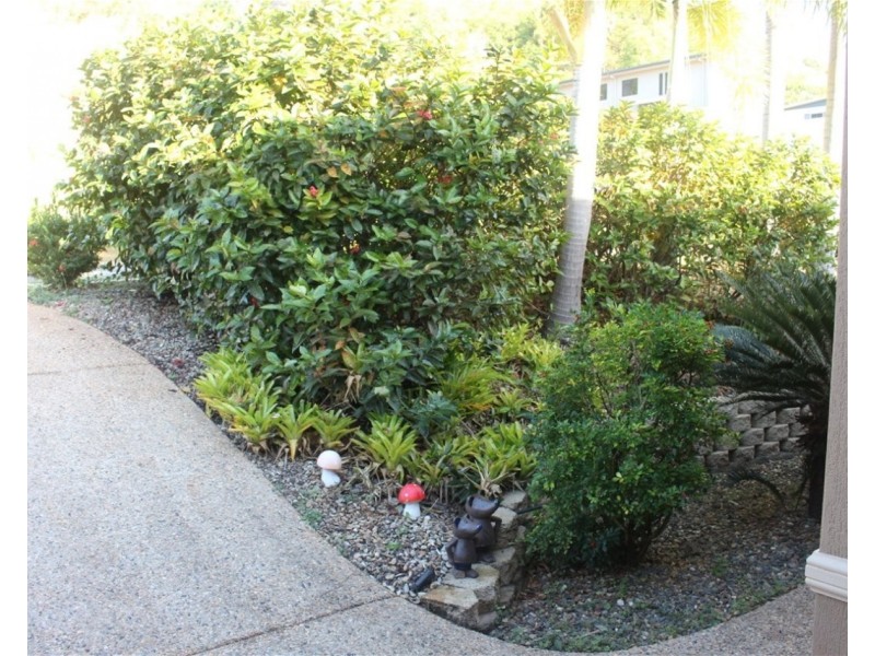 31 Sunbird Drive, Woree QLD 4868