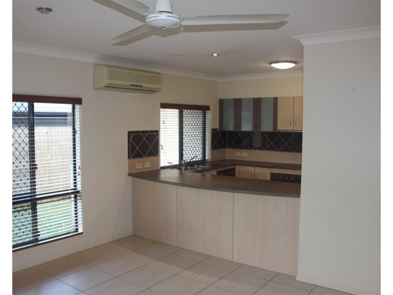 31 Sunbird Drive, Woree QLD 4868