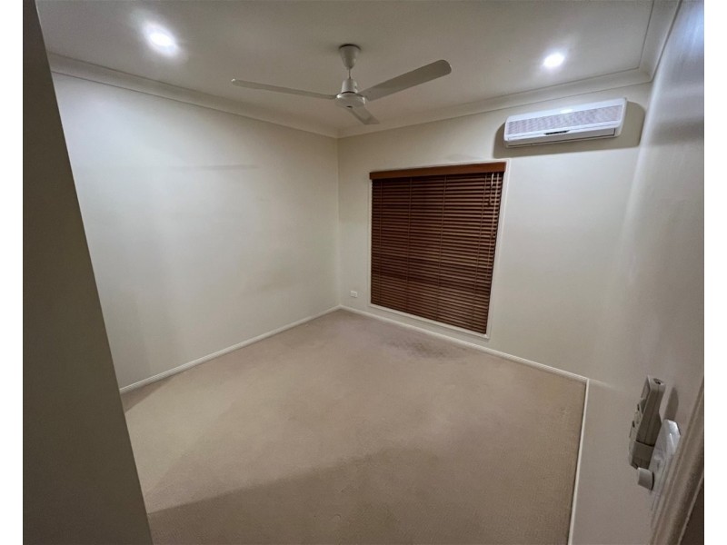 31 Sunbird Drive, Woree QLD 4868