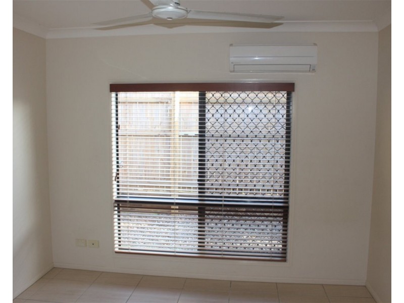 31 Sunbird Drive, Woree QLD 4868