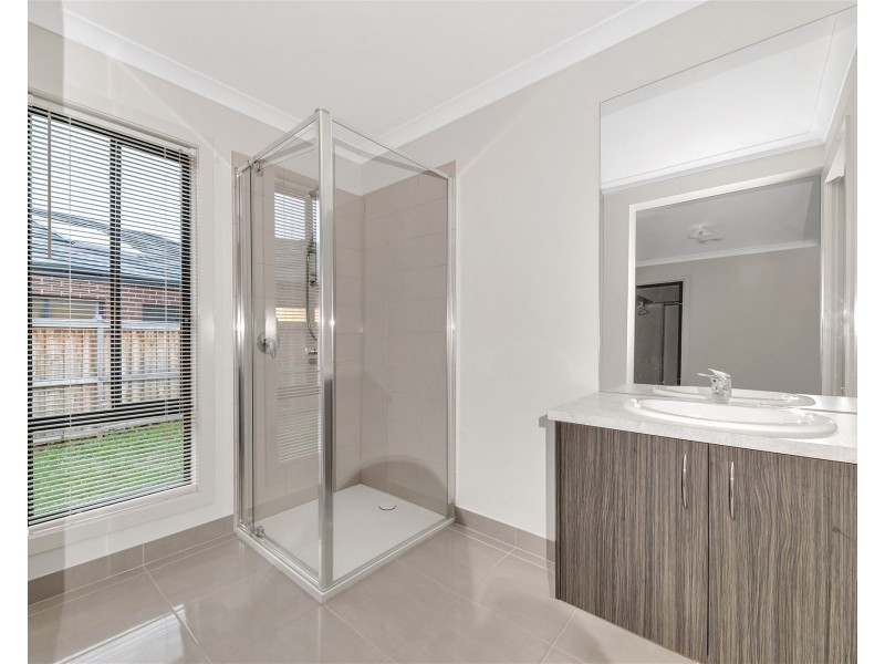 66  ludo circuit, Truganina VIC 3029