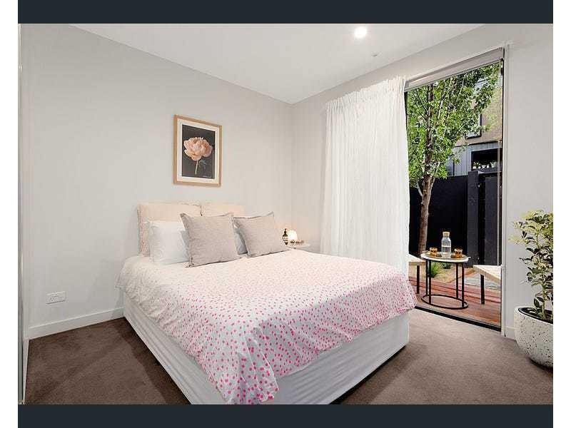 3/330 Neerim Road, Carnegie VIC 3163