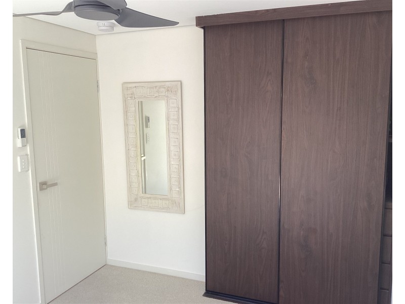 14A/17 Buccaneer Drive, Urangan QLD 4655