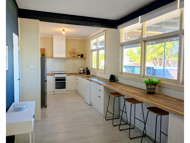 14 Shanahan Crt, Hamilton VIC 3300