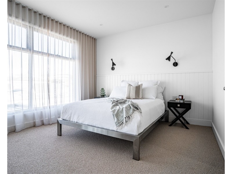 18/68 Ocean Beach Road, Sorrento VIC 3943