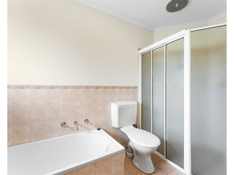 3/8 Ivy Way, Para Hills West SA 5096