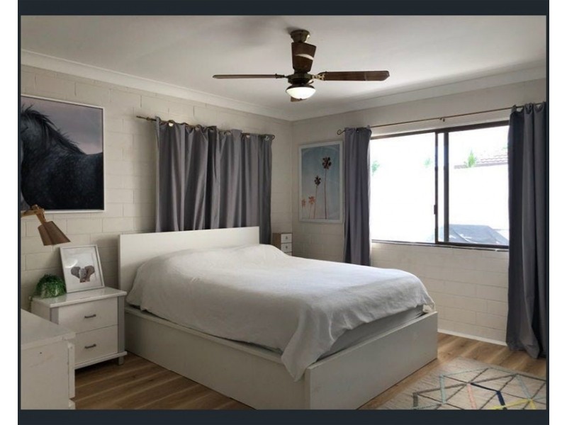 1/23 Doggett Drive, Miami QLD 4220