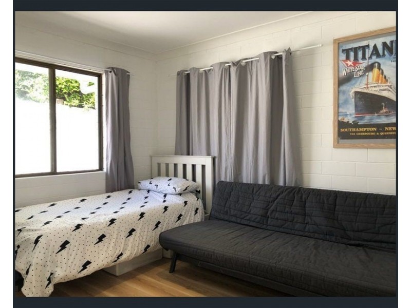 1/23 Doggett Drive, Miami QLD 4220