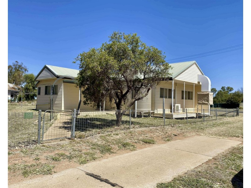 108  Main Street, Augathella QLD 4477