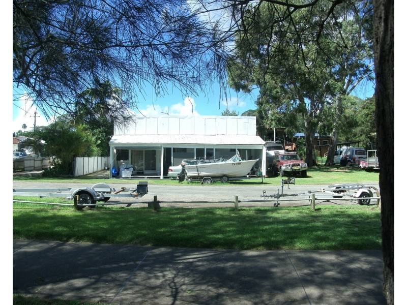 291 Watkins Road, Wangi Wangi NSW 2267