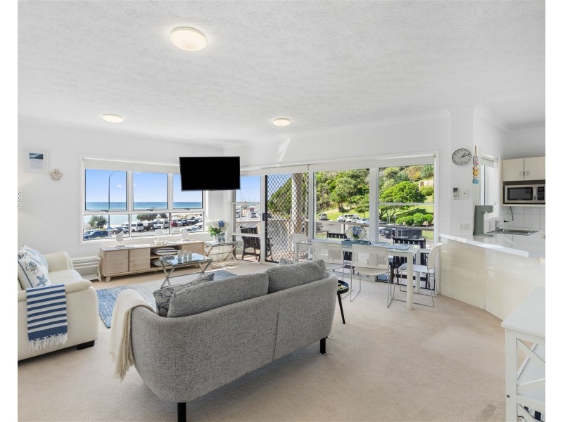 4/20 Marine Parade, Kirra QLD 4225