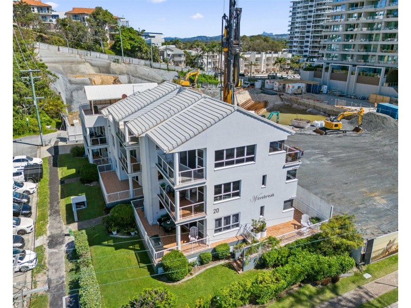 4/20 Marine Parade, Kirra QLD 4225