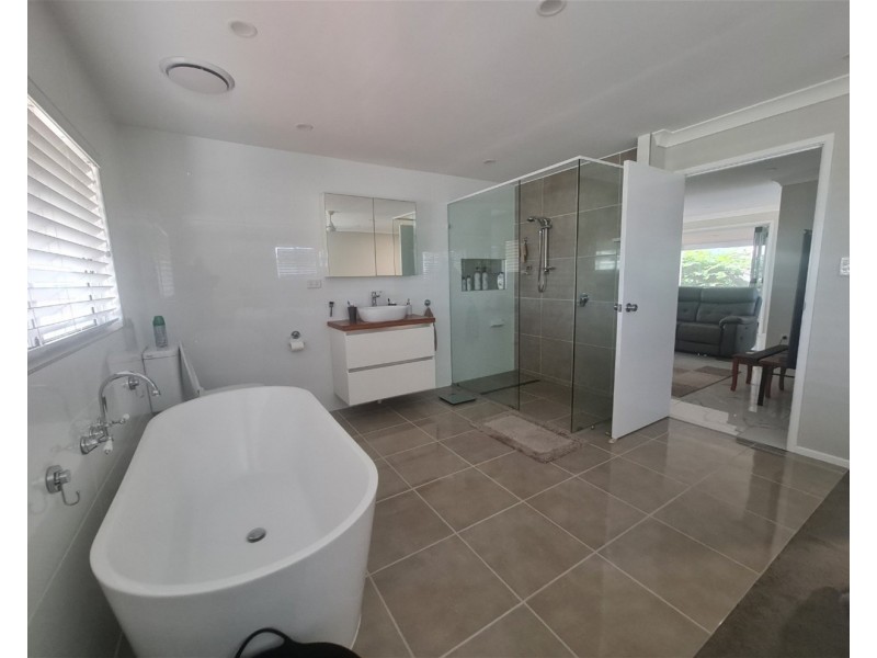 20 Bauhinia Street, Woodgate QLD 4660