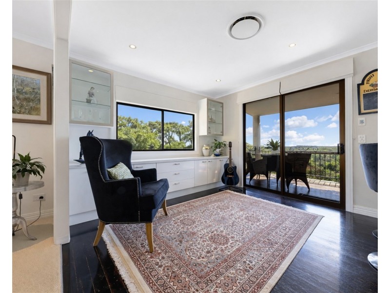 5 Caryota Street, Highworth QLD 4560