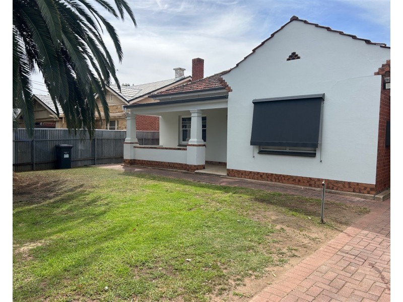 23 Dixon St, Clarence Park SA 5034