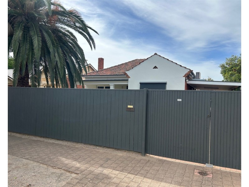 23 Dixon St, Clarence Park SA 5034