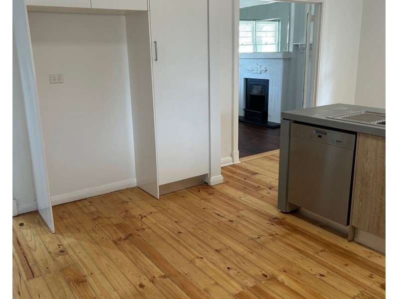 23 Dixon St, Clarence Park SA 5034