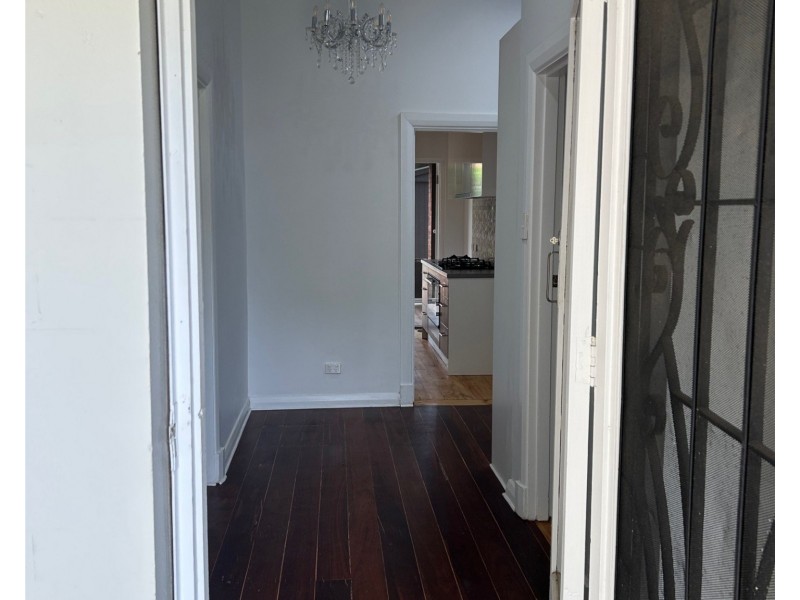 23 Dixon St, Clarence Park SA 5034