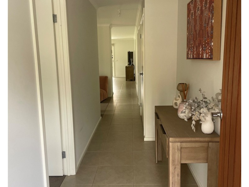 4 Young Road, Halls Gap VIC 3381