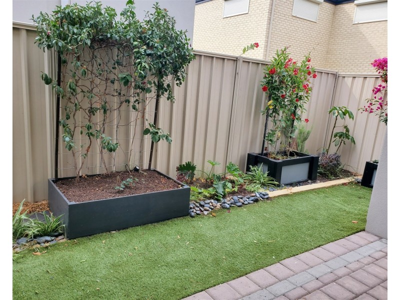 47 Parkin street, Rockingham WA 6168