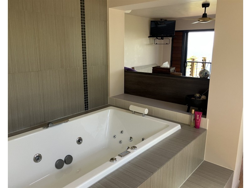 9/551 Springs Road, Agnes Water QLD 4677