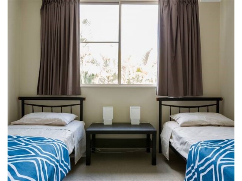 41/15 Santa Monica Rd, Miami QLD 4220
