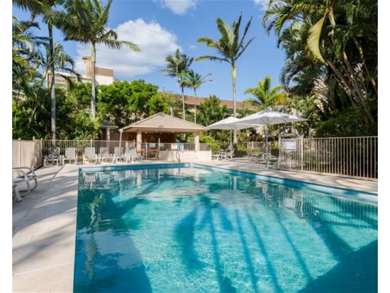 41/15 Santa Monica Rd, Miami QLD 4220