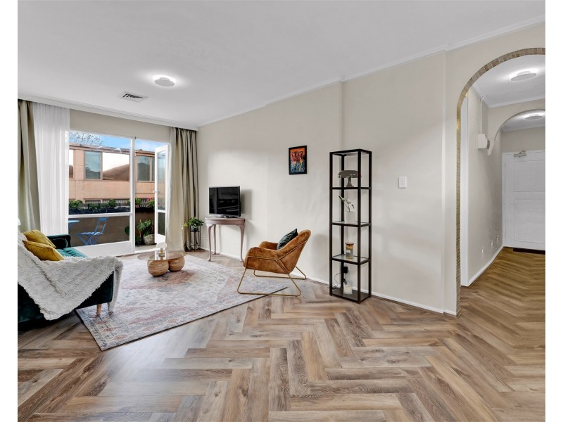 12/329 Dandenong Road, Prahran VIC 3181