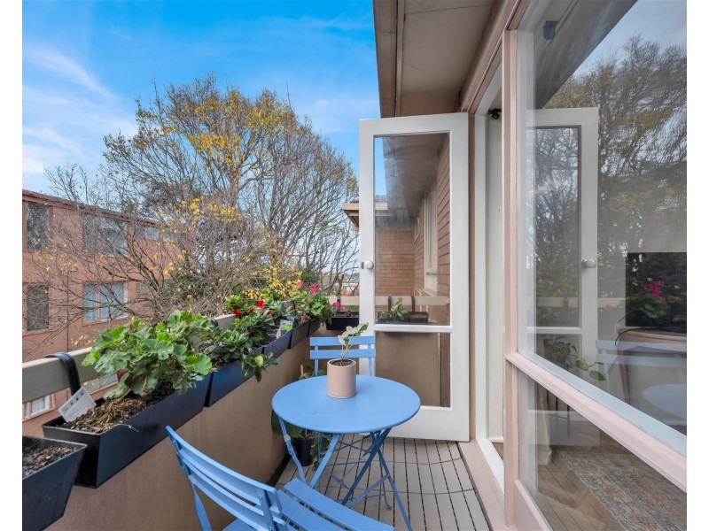 12/329 Dandenong Road, Prahran VIC 3181