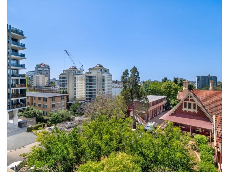 701/188 Shafston Avenue, Kangaroo Point QLD 4169