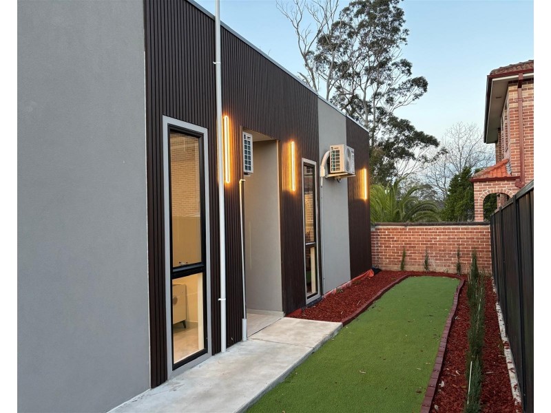43a McCulloch, Blacktown NSW 2148