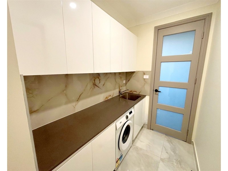 43a McCulloch, Blacktown NSW 2148