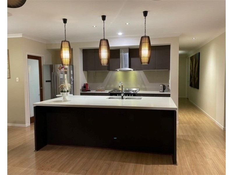 105 Cooper Crescent, Rochedale QLD 4123