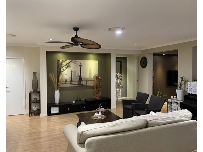 105 Cooper Crescent, Rochedale QLD 4123