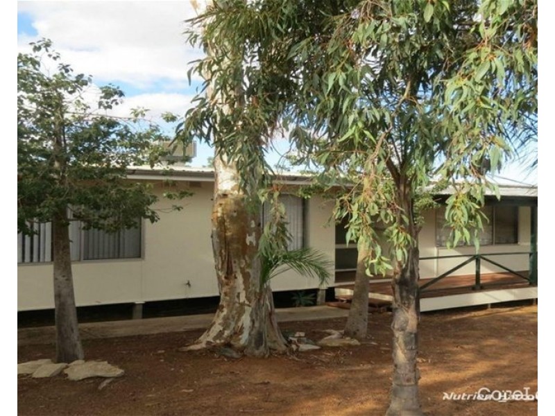 33A Taurus Street, Southern Cross WA 6426