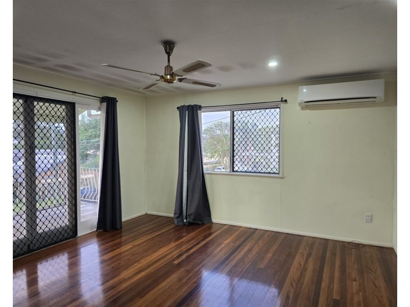 2 Glasford Street, Wishart QLD 4122