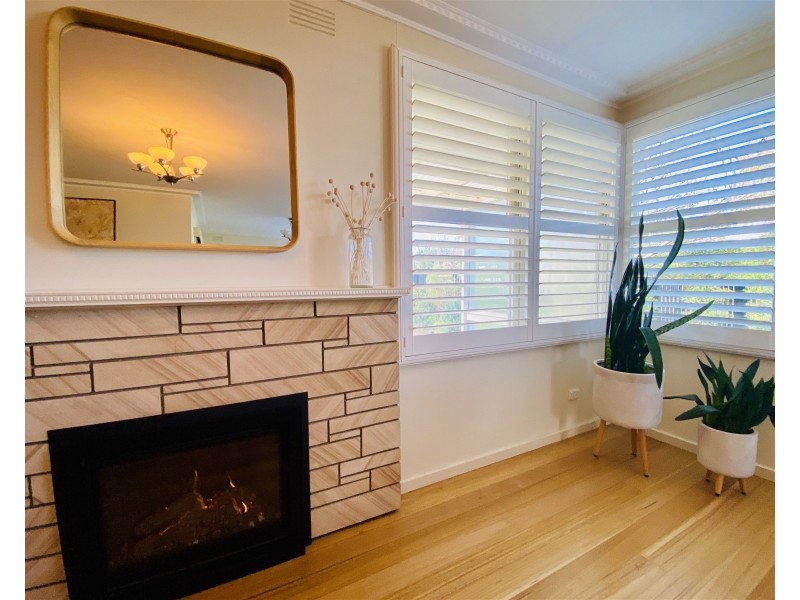 2 Alexander Avenue, Mornington VIC 3931