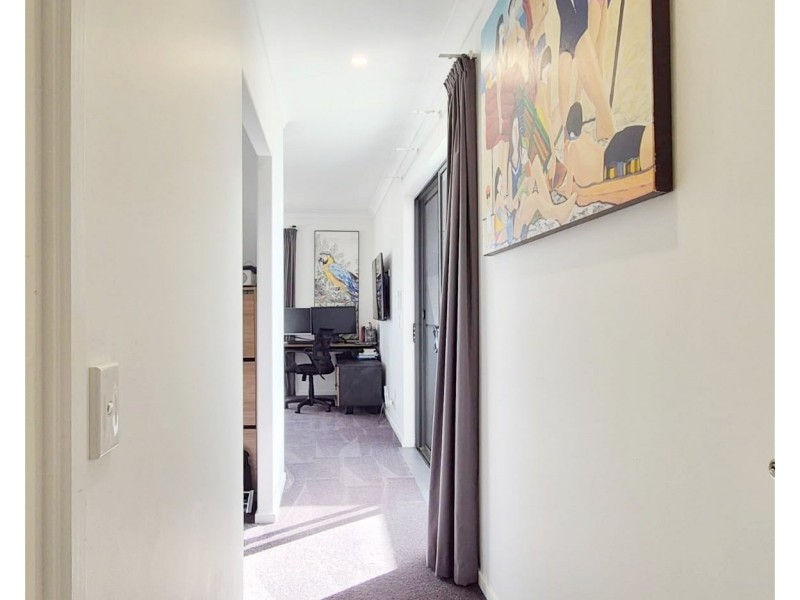 72/2 Acacia court, Robina QLD 4226
