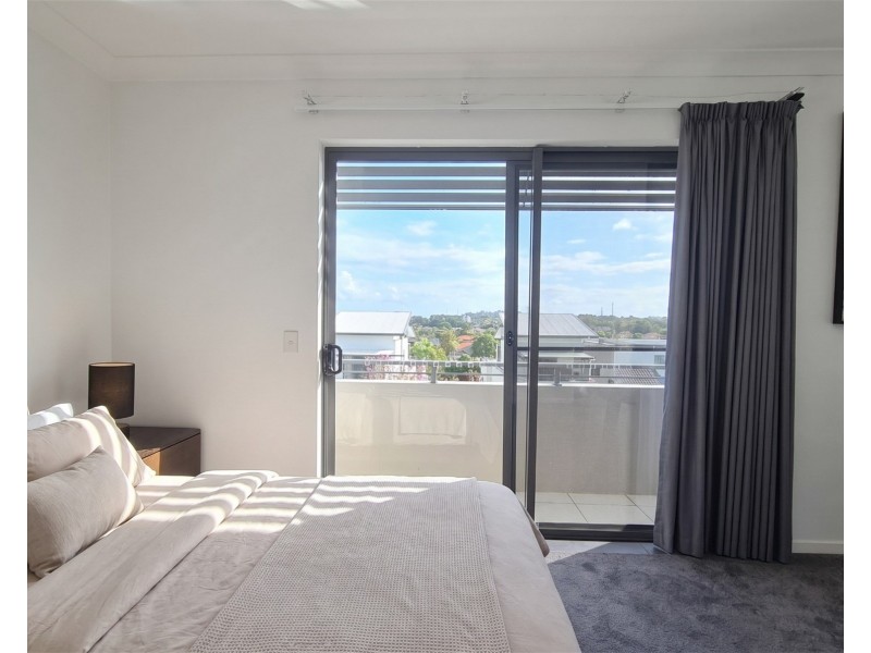 72/2 Acacia court, Robina QLD 4226