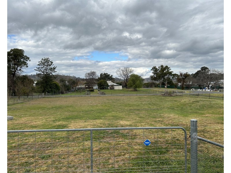60 Queen St, Barraba NSW 2347