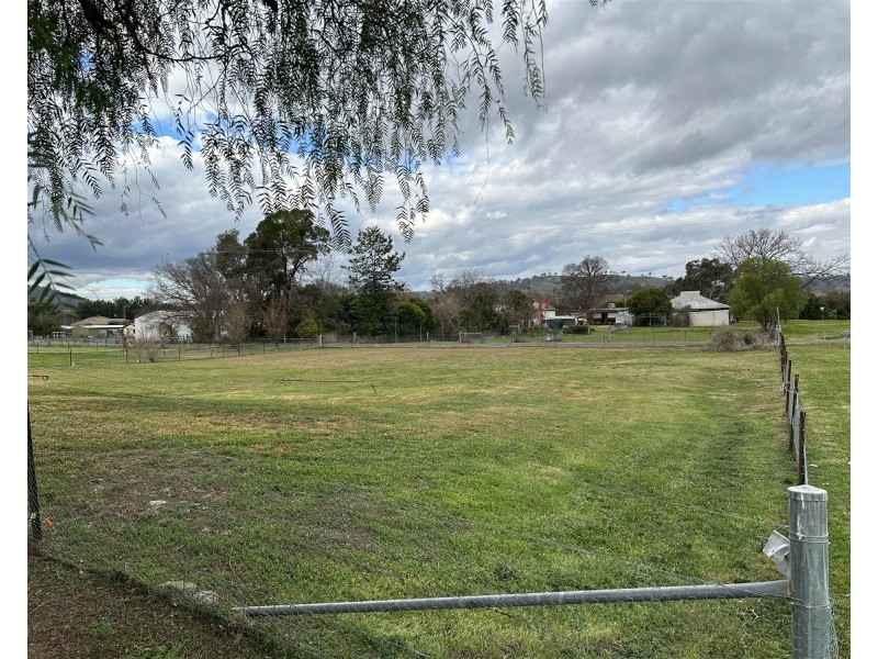 60 Queen St, Barraba NSW 2347
