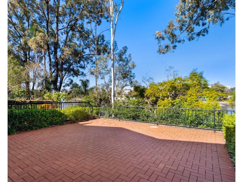 17/21-25 Dudley Street, Highgate Hill QLD 4101